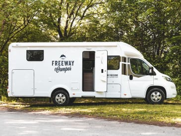 FreewayCamper RV - Teilintegriert 750 für 4, Fahrzeugabbildung