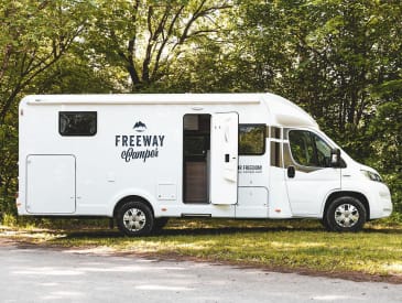FreewayCamper RV - Teilintegriert 750 für 6, Fahrzeugabbildung