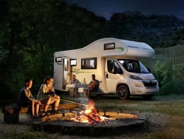 DRM Deutsche Reisemobil Vermietung Family Plus F4, Fahrzeugabbildung