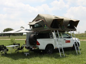 Avis Safari Rental Luxury Family & Group Safari N, Fahrzeugabbildung