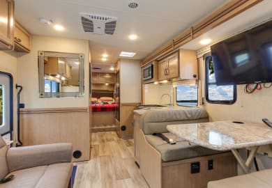 Four Seasons C-XLarge Motorhome