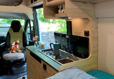 FreewayCamper Campervan 600 Family