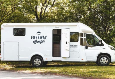 FreewayCamper RV - Teilintegriert 700