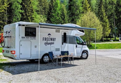 FreewayCamper RV - Alkoven 600 für 4