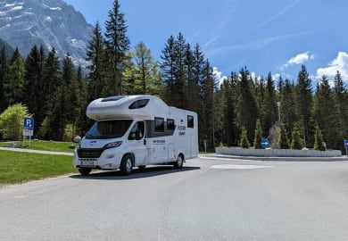 FreewayCamper RV - Alkoven 600 für 4