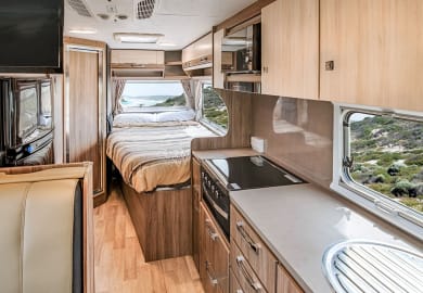 Let's Go Jayco 6 Bett Journey (Pet friendly)