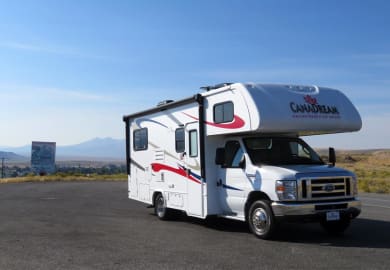 CanaDream Compact Motorhome MHC