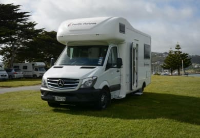 Pacific Horizon 4-Bett Mercedes Motorhome