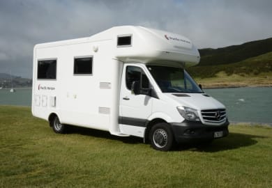 Pacific Horizon 4-Bett Mercedes Motorhome