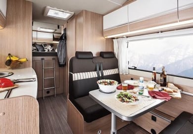 FreewayCamper RV - Alkoven 750 für 4