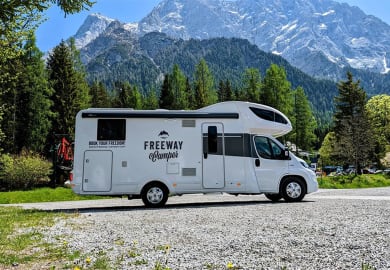 FreewayCamper RV - Alkoven 700 für 5