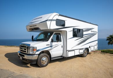 Road Bear Class C 23-25 ft
