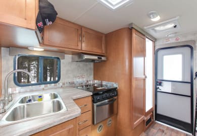Fraserway Truck Camper Slide-Dinette