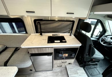 Meridian RV B-Deluxe
