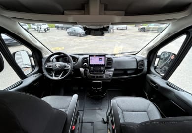 Meridian RV B-Deluxe
