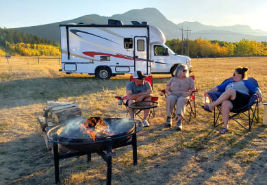 CanaDream SVC Motorhome