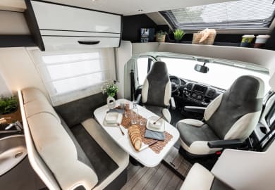 Camper Iceland Motorhome 5 HEL