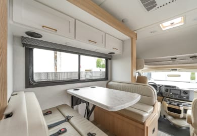 Meridian RV C-Medium Plus