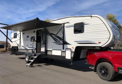 Road Camper C7 PickUp + Caravan