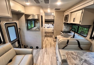 Road Camper C4 Class C ab 29ft