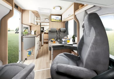 Touring Cars Small Luxury Automatik