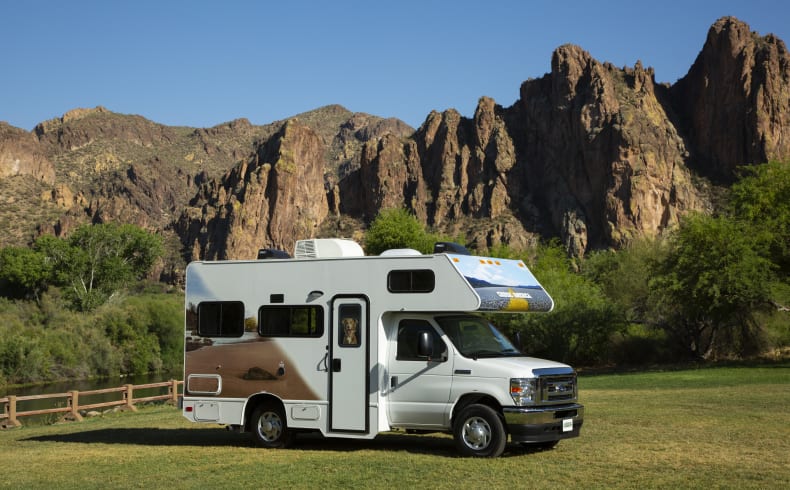 Cruise America C21 Compact Plus, Fahrzeugabbildung