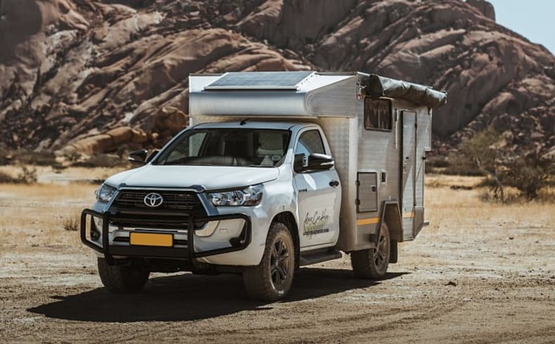 Asco Car Hire Toyota Hilux Bushcamper (K), Fahrzeugabbildung