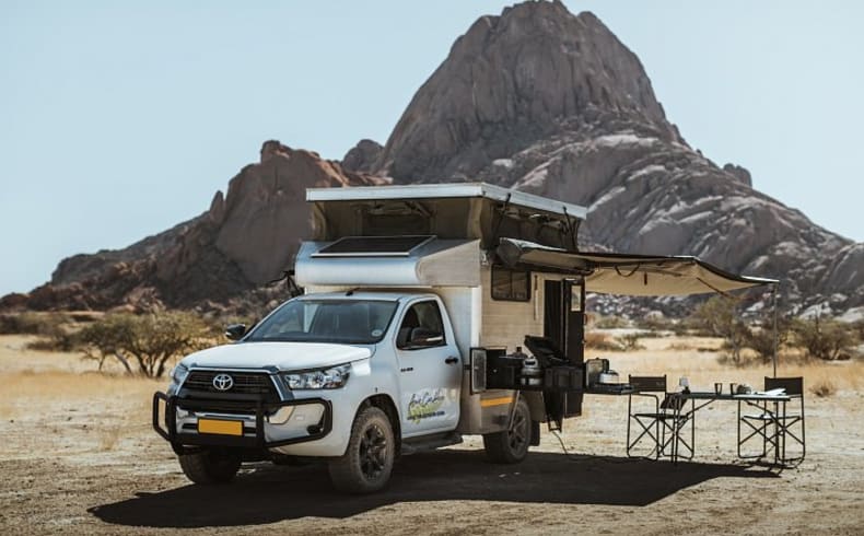 Asco Car Hire Toyota Hilux Bushcamper 4x4 2P K, Fahrzeugabbildung