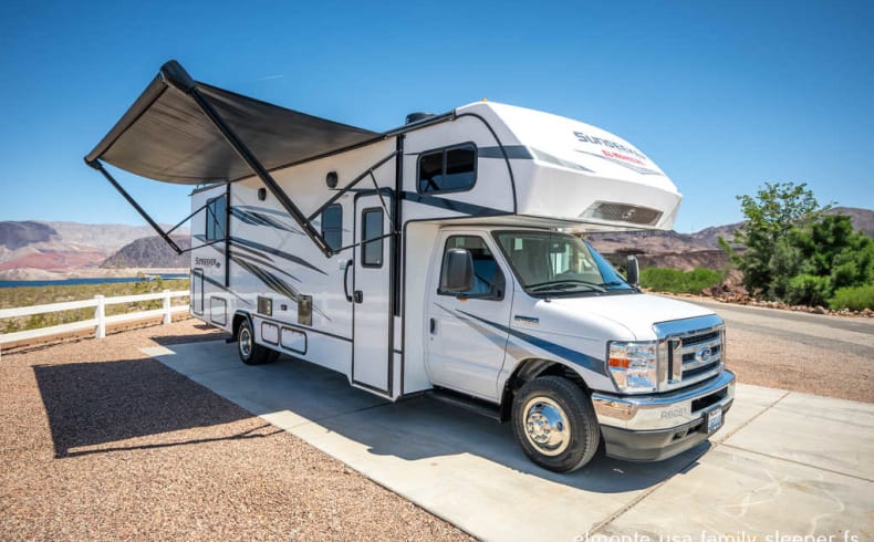 El Monte RV Class C Family Sleeper [FS] 30-32ft, Fahrzeugabbildung