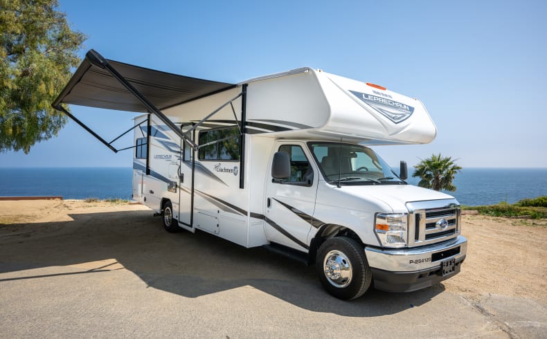 Road Bear RV Class C 26-28 ft, Fahrzeugabbildung