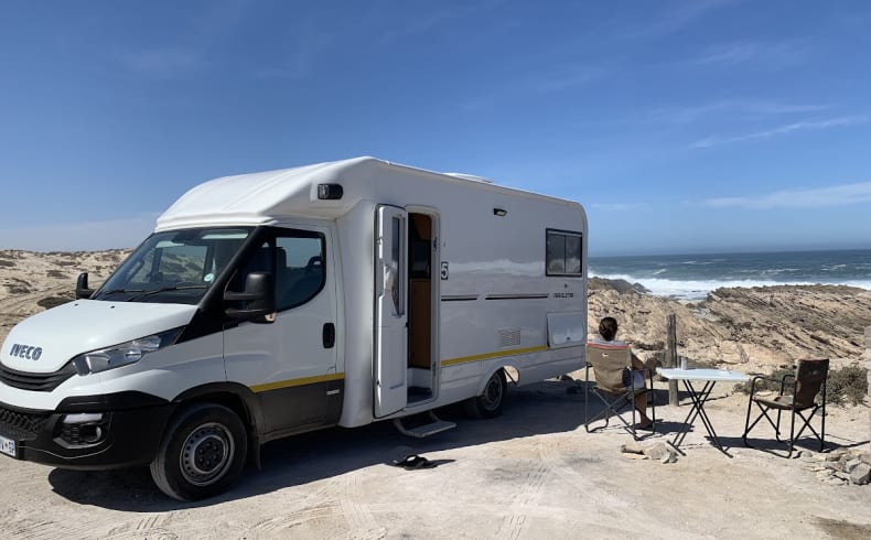 Maui Rentals 4-Bett (M4Bi), Fahrzeugabbildung