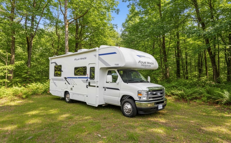 Meridian RV C-Medium Plus, Fahrzeugabbildung