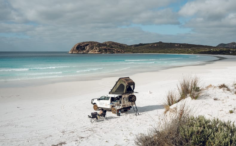 Adventure Rentals Toyota Hilux 4WD Camper, Fahrzeugabbildung