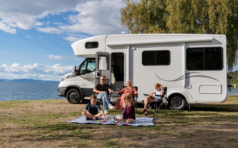 Mighty Campers Big Six, Fahrzeugabbildung